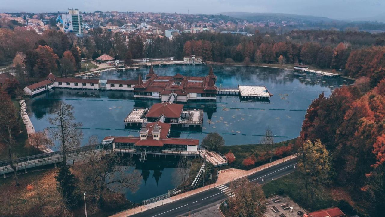 Szanto Villa Heviz Exterior photo